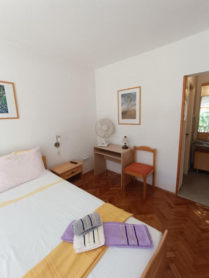 Rooms Rita Cres Exteriör bild